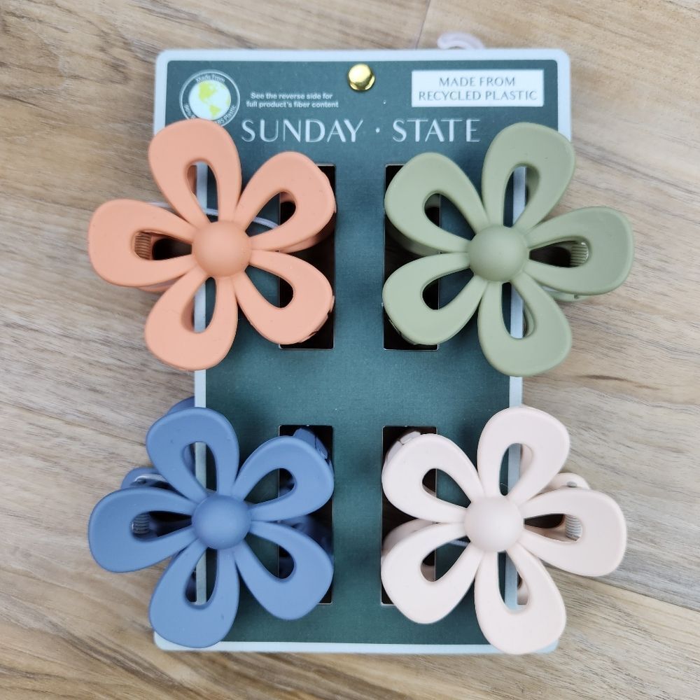 🔹️NWT Sunday State 4 Pack of Daisy Flower Hair Clips